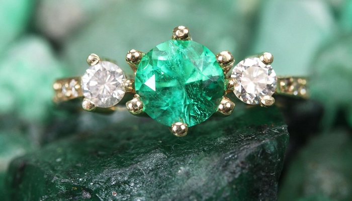 Emerald Stone Price in UAE